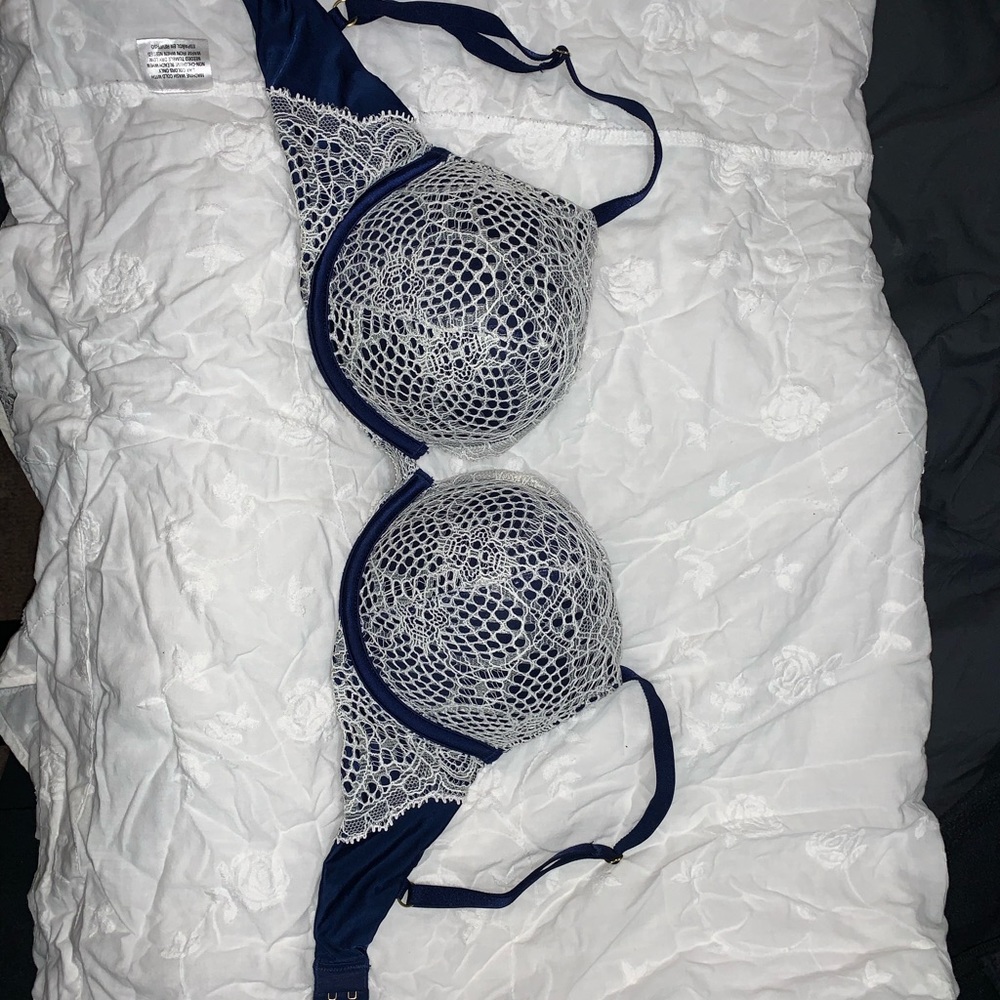 Victoria’s Secret bra
